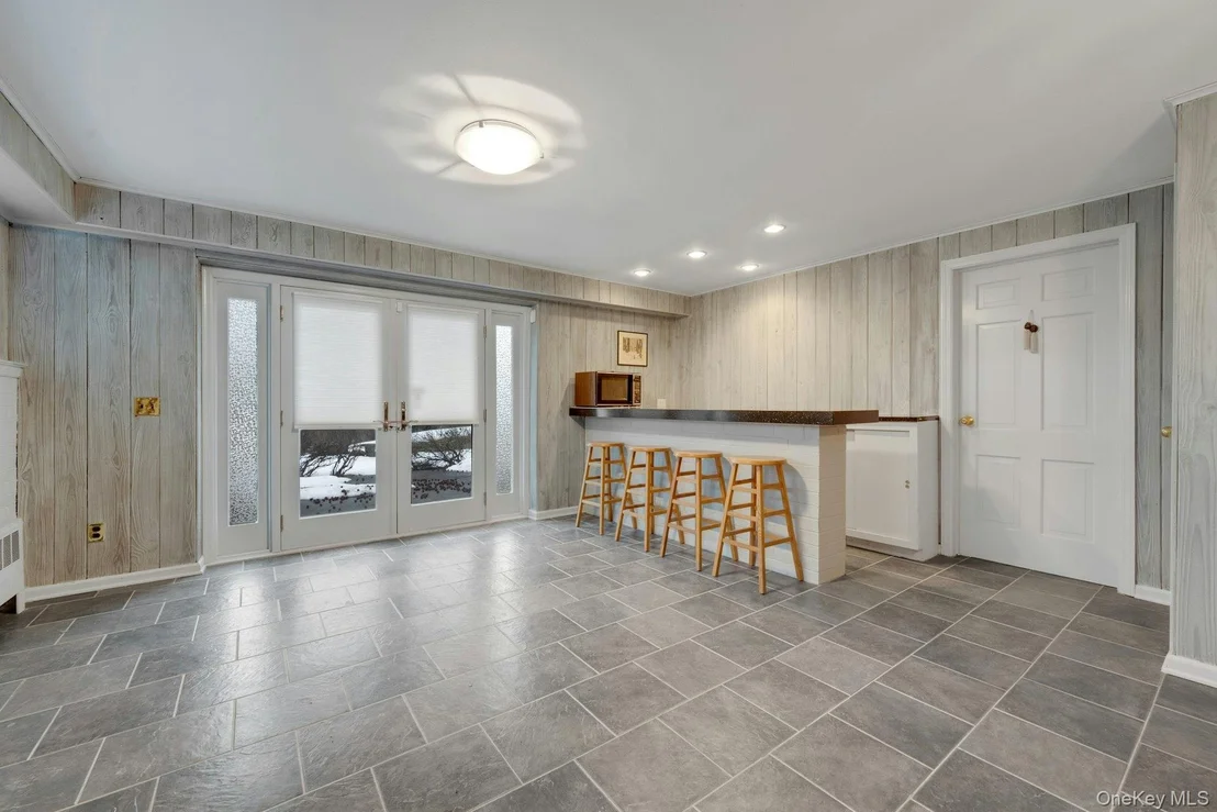 Photo of 48 Highland Circle