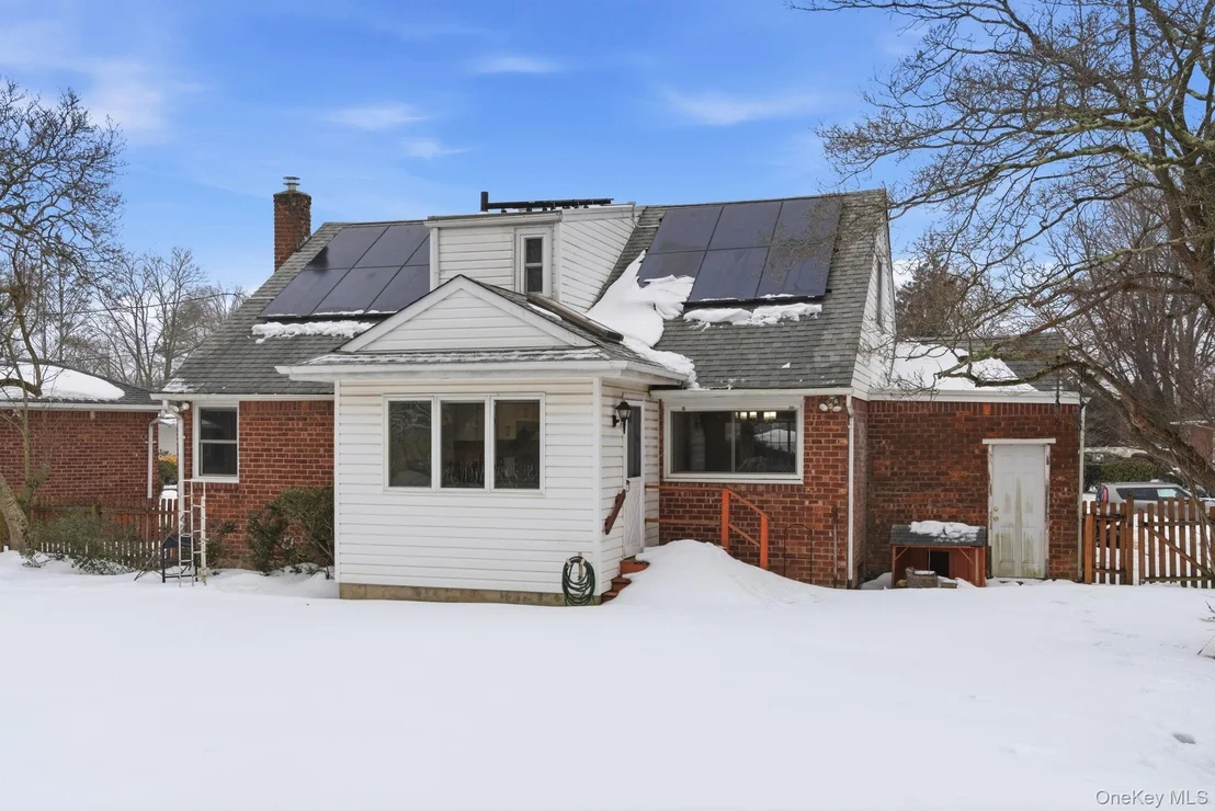 Photo of 225 Willets Lane