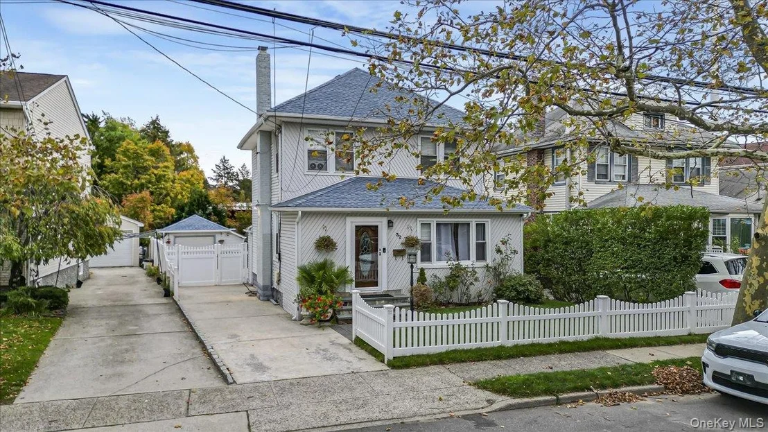 Photo of 32 Franklin Avenue
