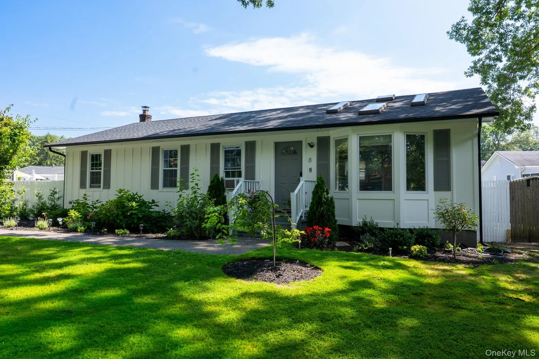 Photo of 8 Silver Road