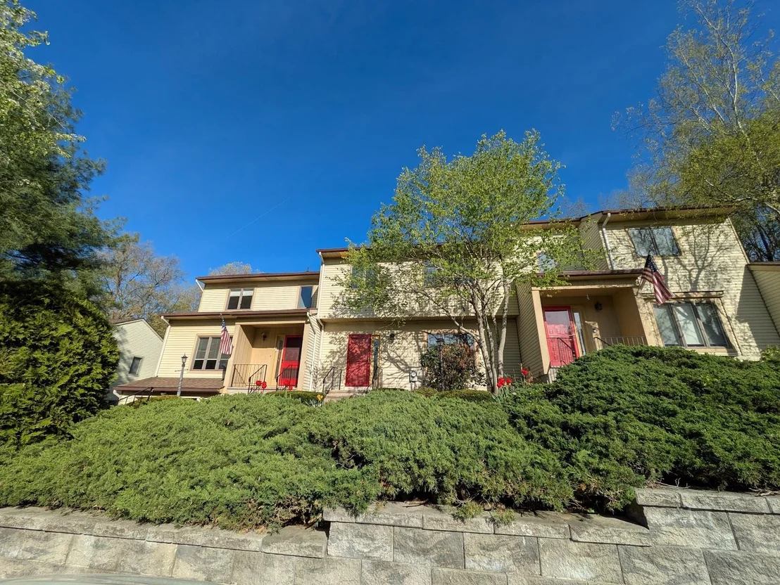 Photo of 4 Krystal Drive
