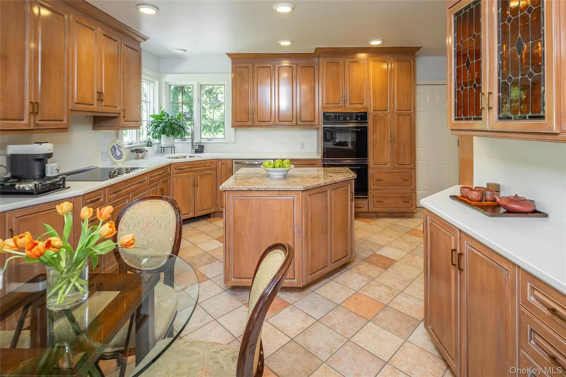 Photo of 18 Hemlock Road