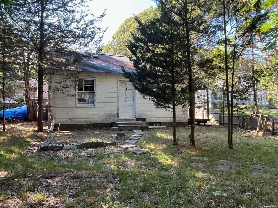Photo of 1 Squires Pond Road
