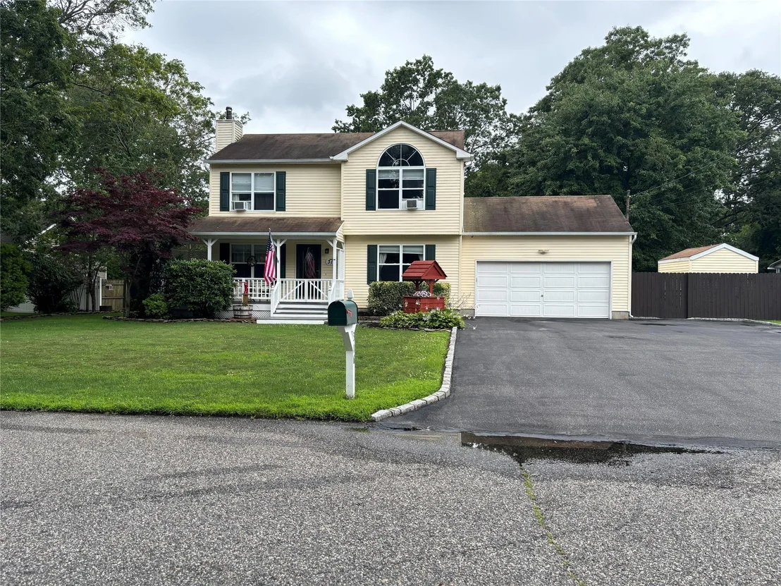 Photo of 316 Whittier Drive