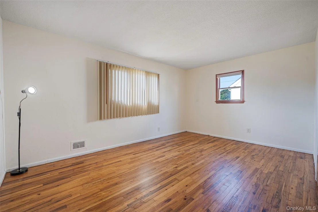 Photo of 403 Brookside Court