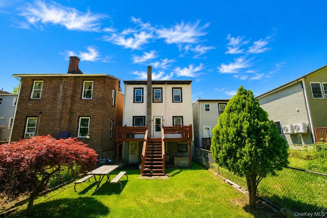 Photo of 32 Hasbrouck Street