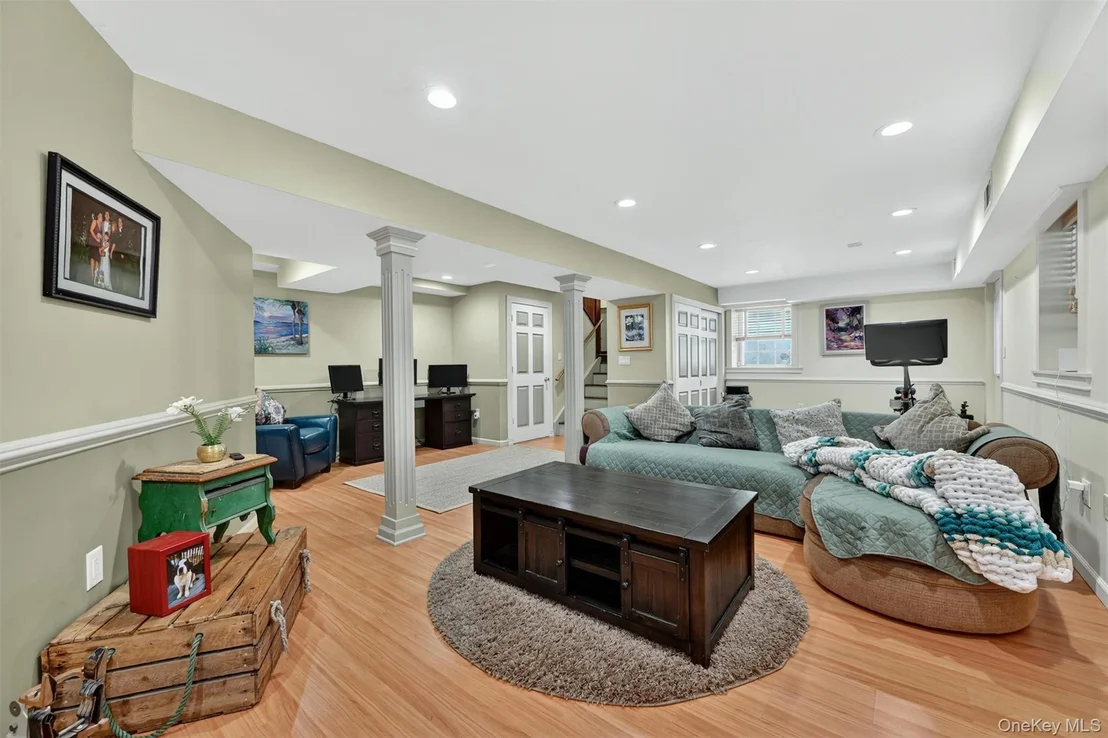 Photo of 20 Alexander Drive