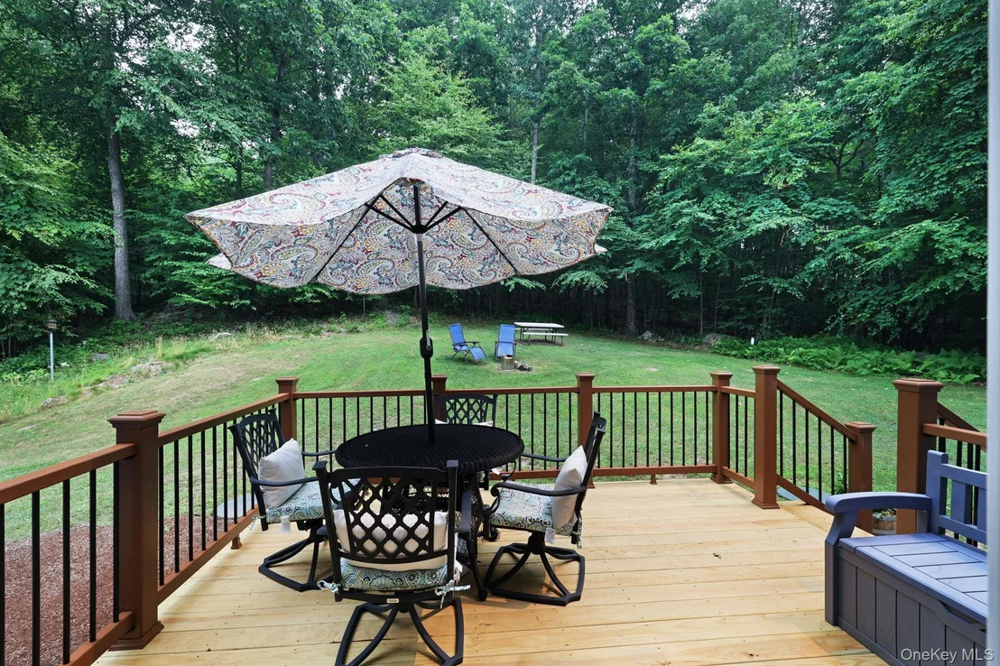Photo of 320 White Bridge Road