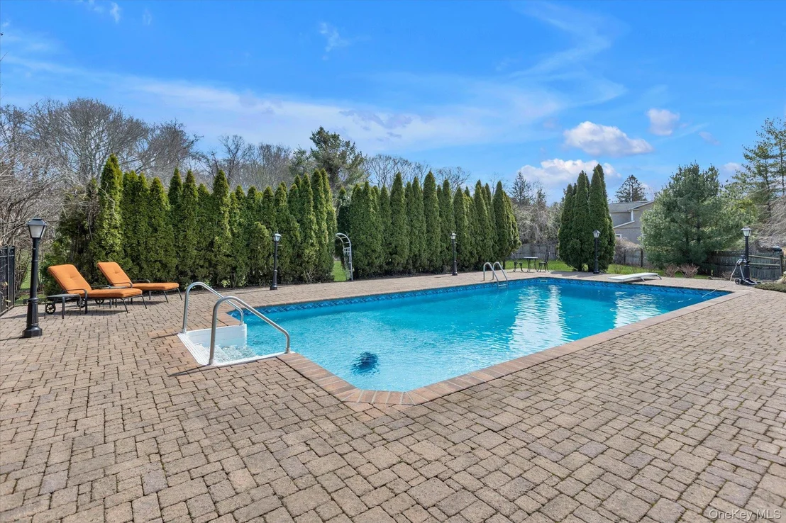 Photo of 1 Somner Drive