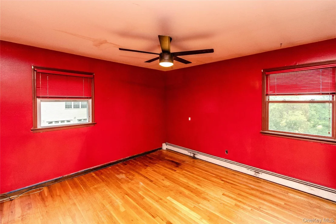 Photo of 6 Bates Circle