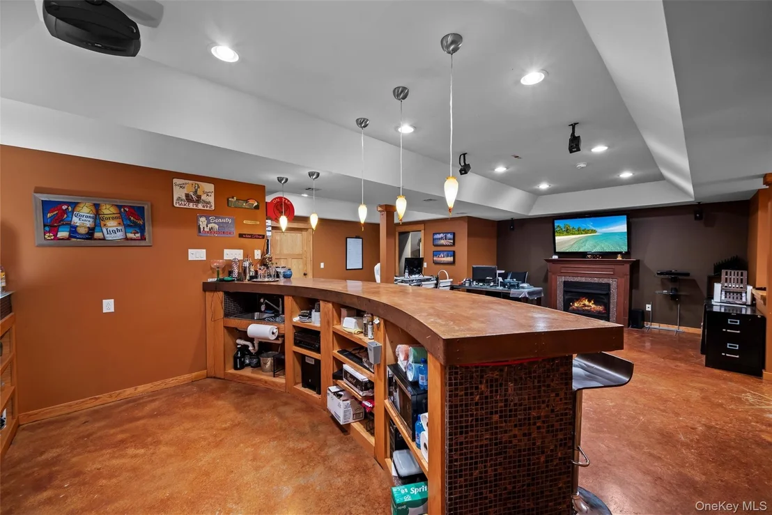 Photo of 252 Sinsabaugh Road