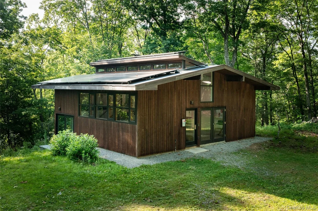 Photo of 1306 Grants Lane