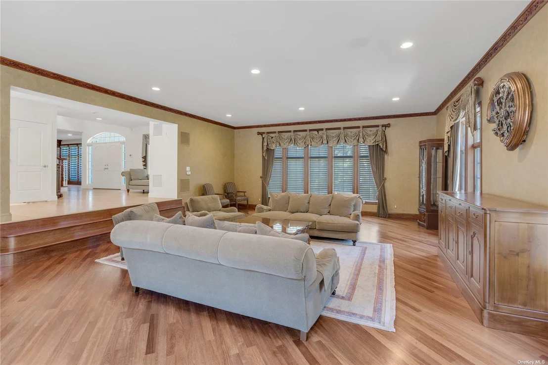 Photo of 7 Pine Ridge Drive