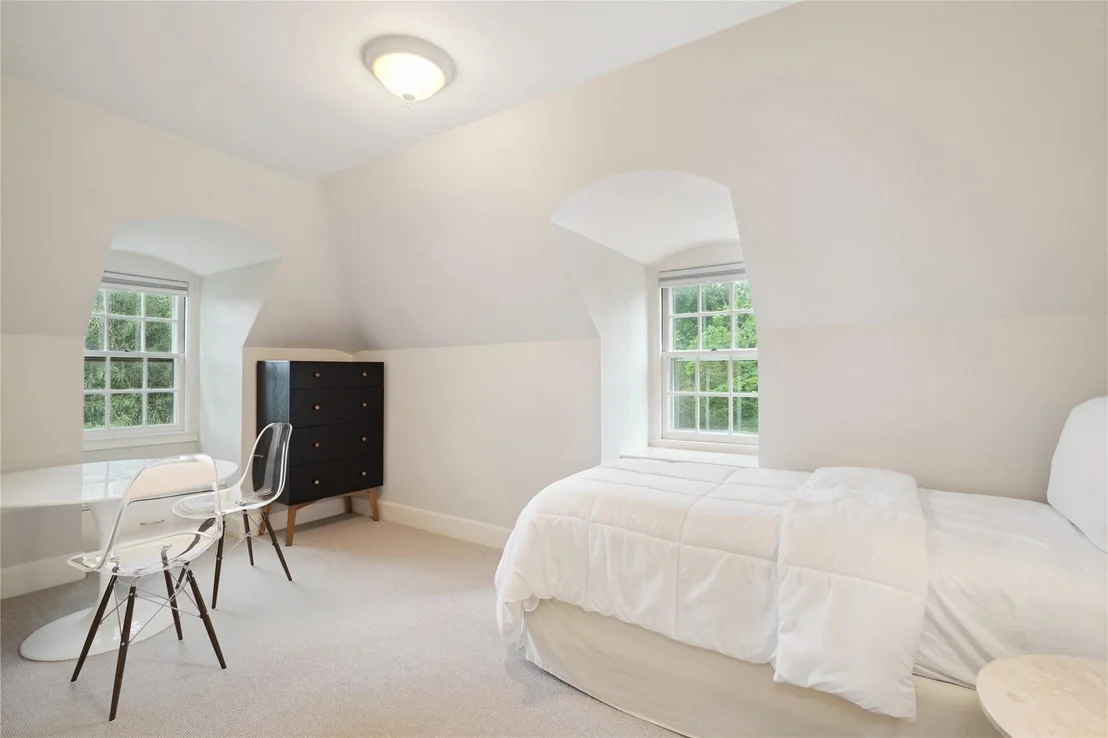 Photo of 45 Forest Avenue