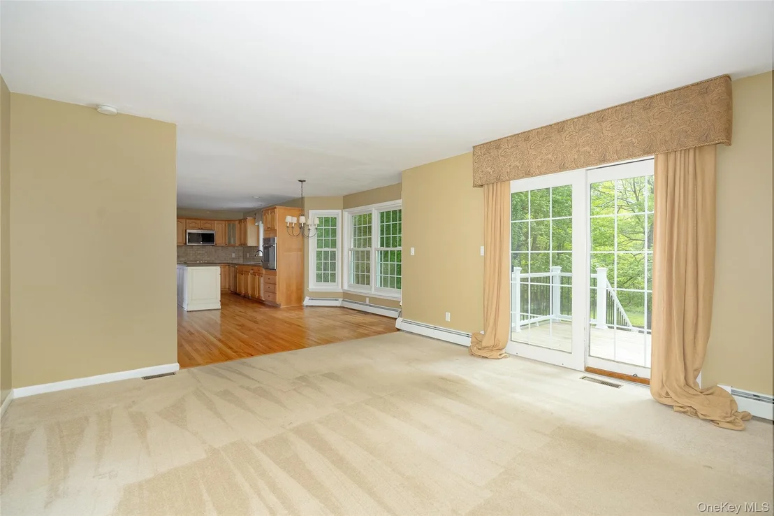 Photo of 76 Rockledge Drive