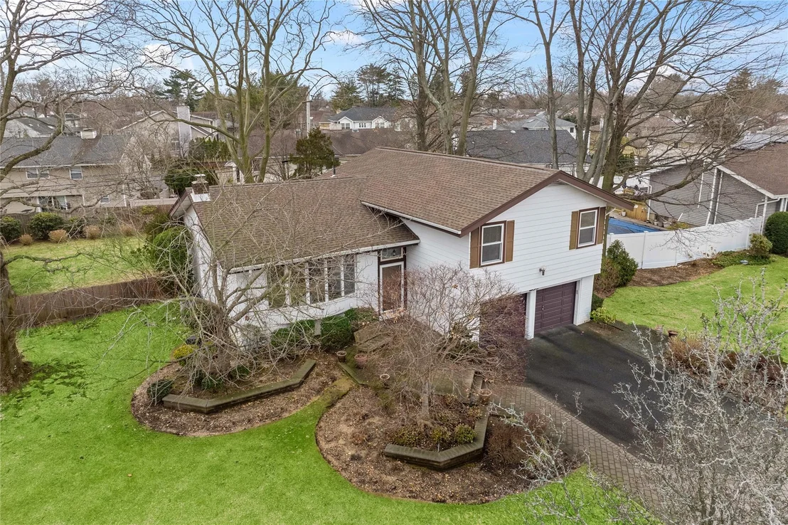 Photo of 256 Forest Drive