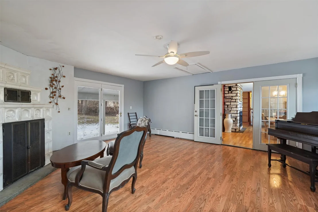Photo of 24 Buttonwood Road