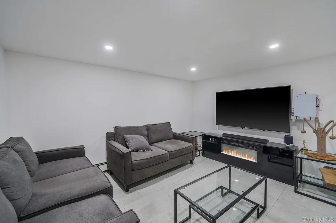 Photo of 47 Mayfield Drive