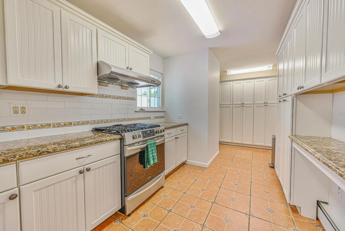Photo of 239 Walnut Road
