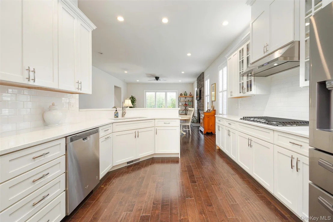 Photo of 89 Farmington Road