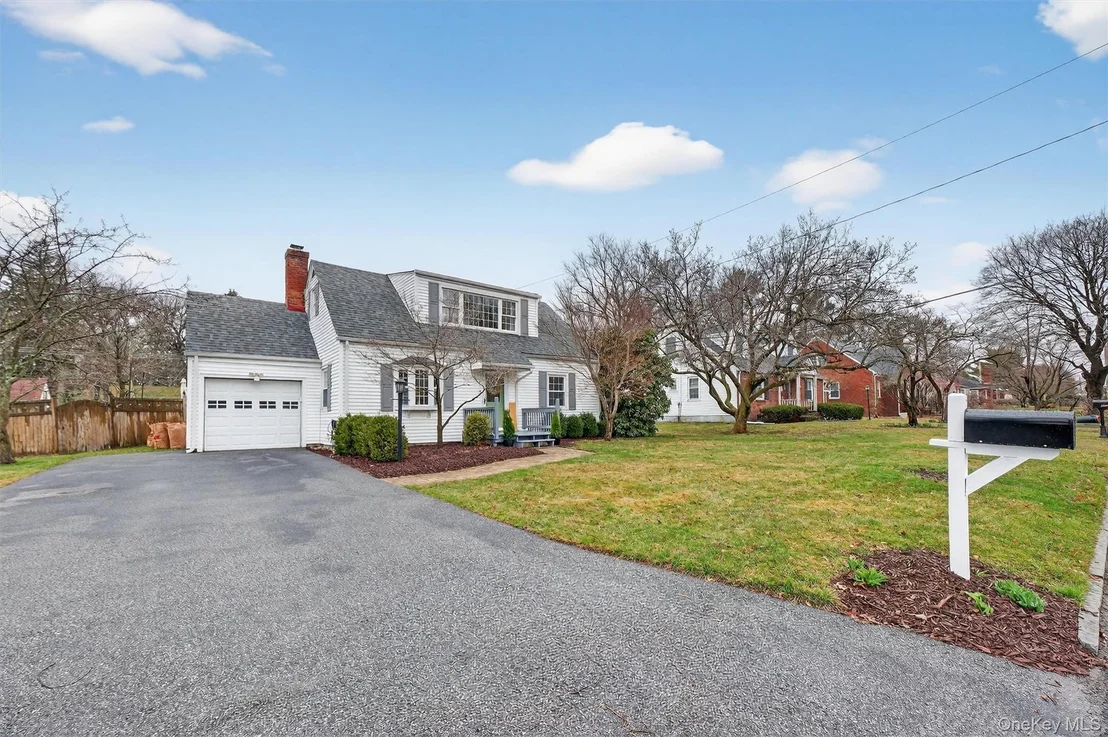 Photo of 114 Chestnut Drive