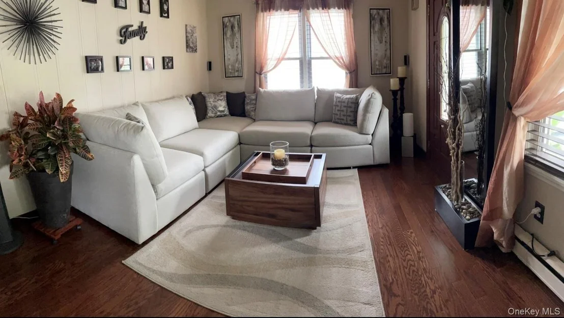 Photo of 13 Dewitt Street