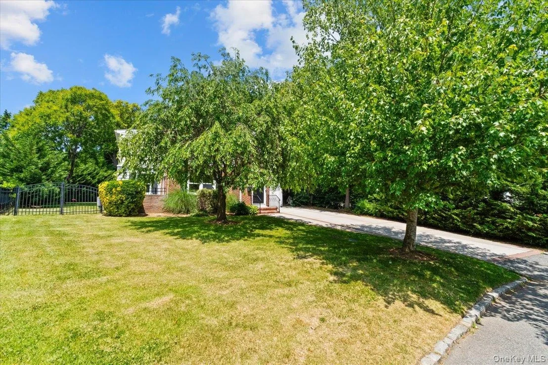 Photo of 8 Park Circle