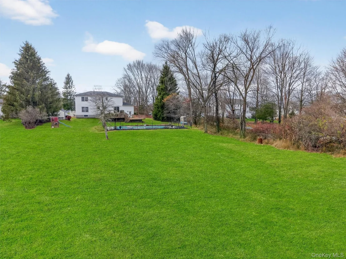Photo of 120 Pine Tree Road