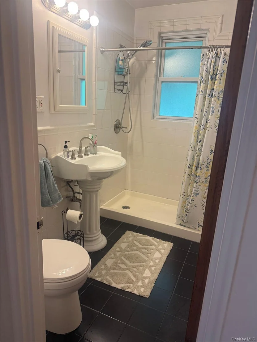Photo of Unit D at 27 Avon Circle