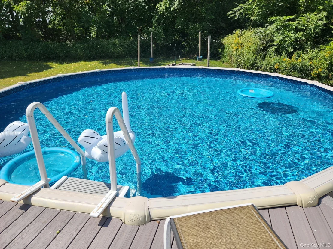 Photo of 387 Cornwall Hill Road