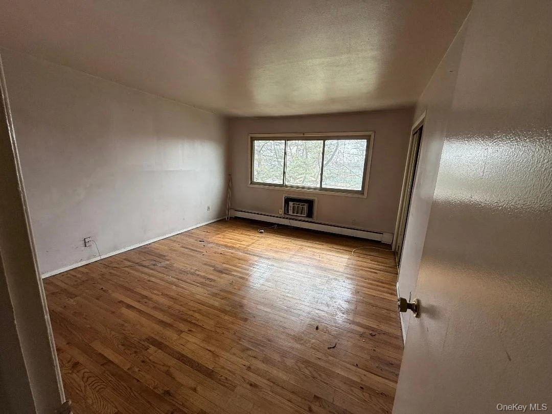 Photo of Unit 8B at 2399 Union Boulevard