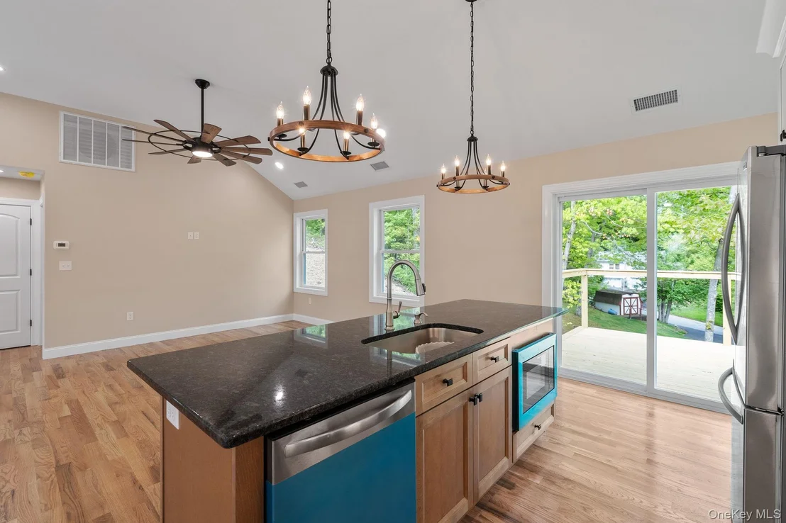 Photo of 61 Smith Avenue