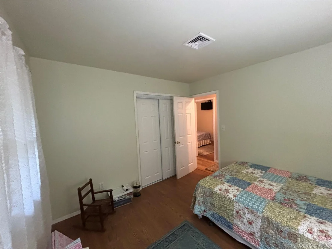 Photo of 72 Fanning Boulevard