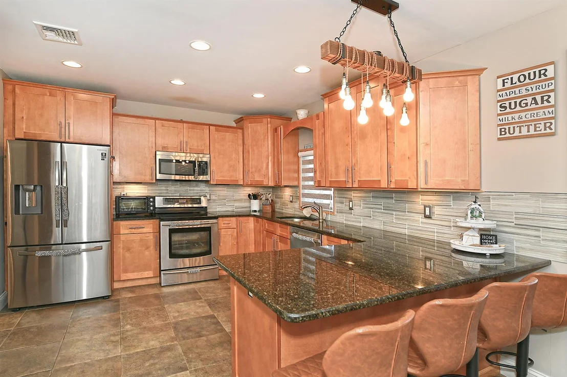 Photo of 7 Redpine Drive