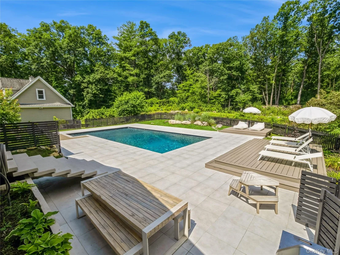 Photo of 34 Hudson Ridge