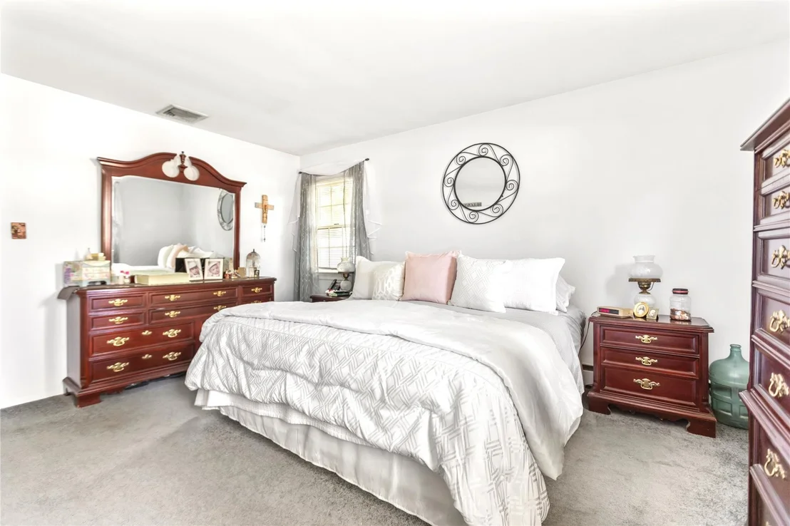 Photo of 39 Winfield Davis Drive