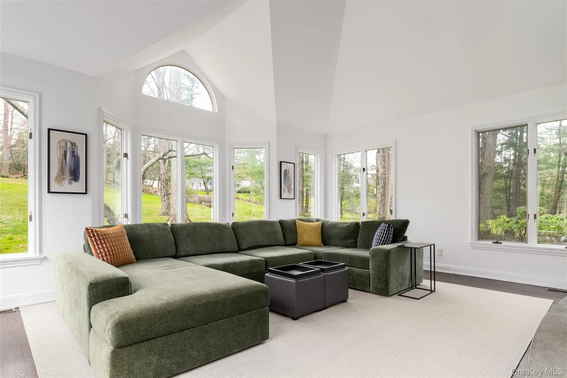 Photo of 12 Hampton Road