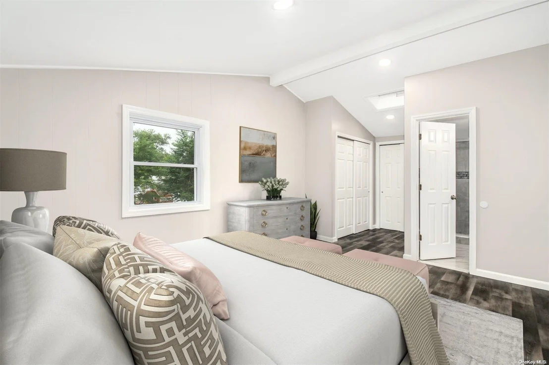 Photo of 11 Redleaf Lane