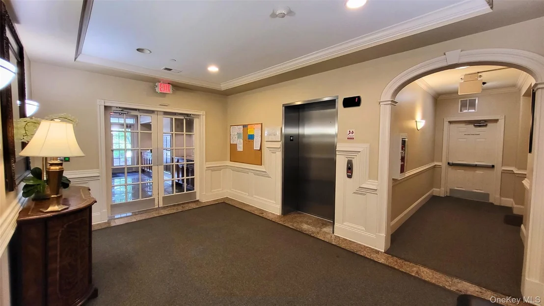 Photo of 621 Regency Drive