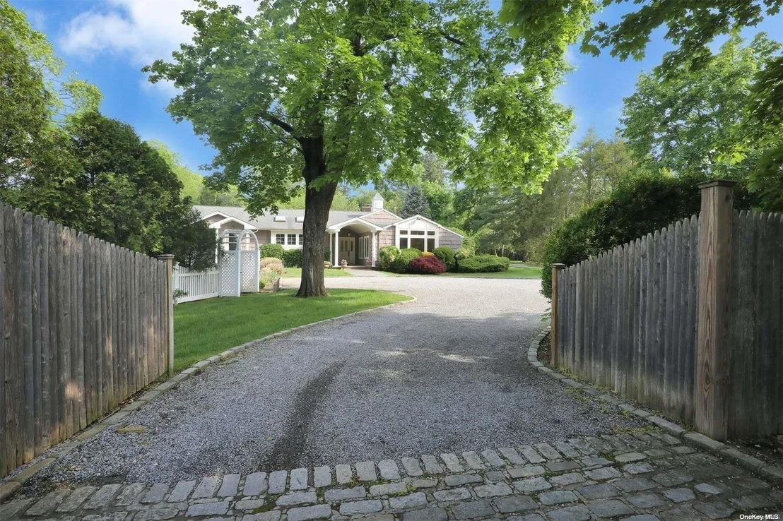 Photo of 155 Split Rock Road