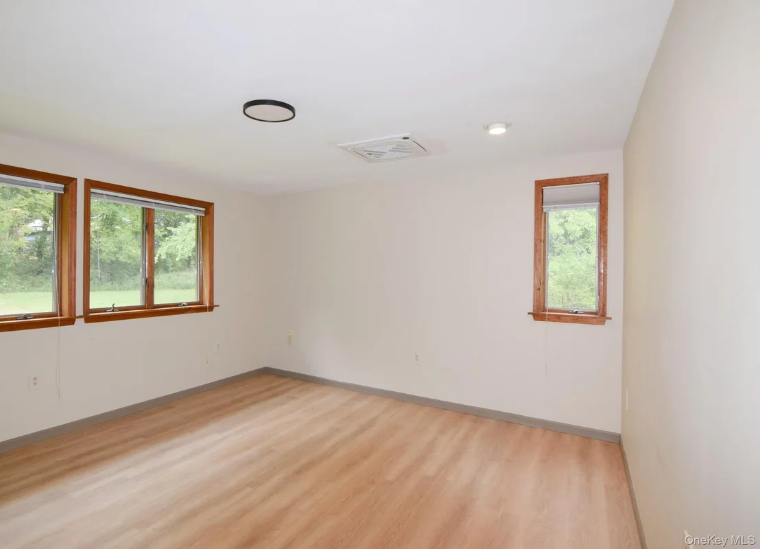 Photo of 13 Waters Drive