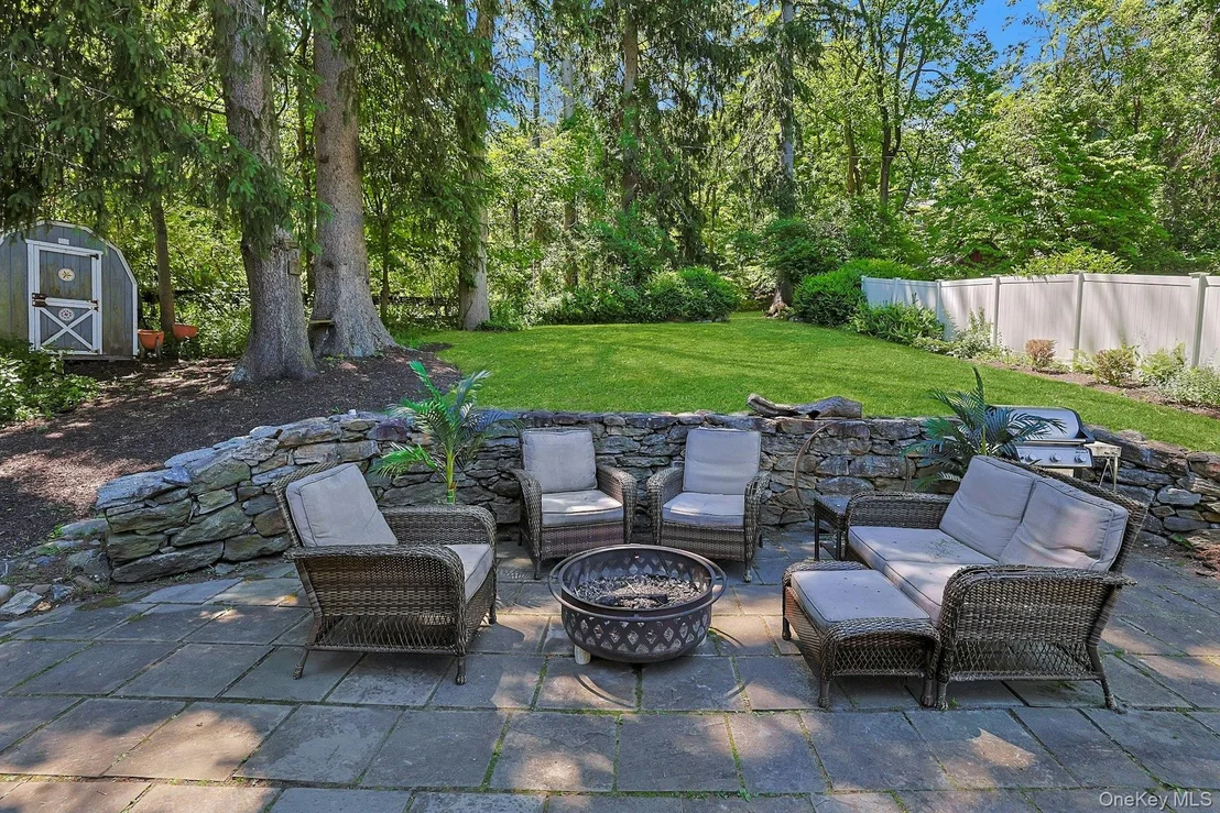 Photo of 65 Douglas Road