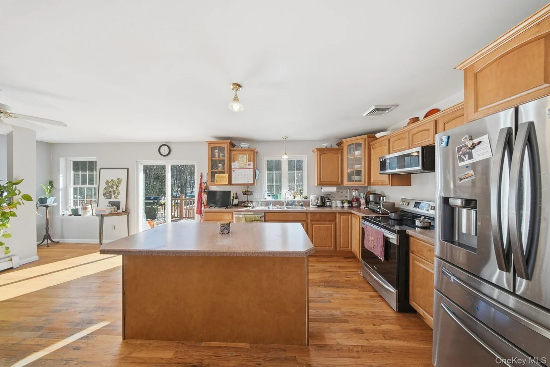 Photo of 100 Maybrook Road