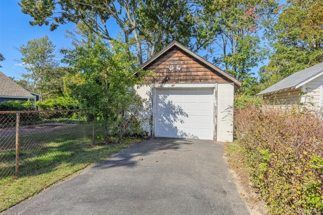 Photo of 373 Oak Street