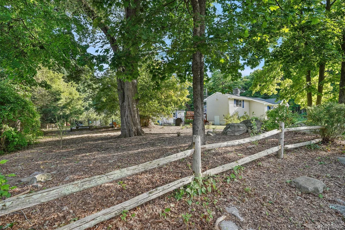 Photo of 9 Starview Avenue