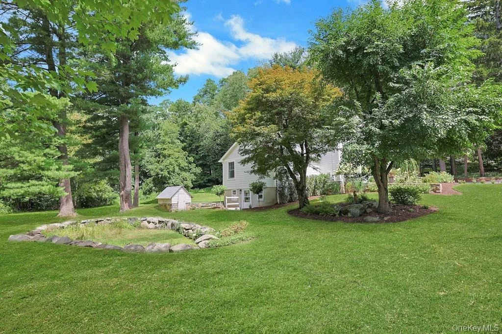Photo of 8 Rosehill Drive