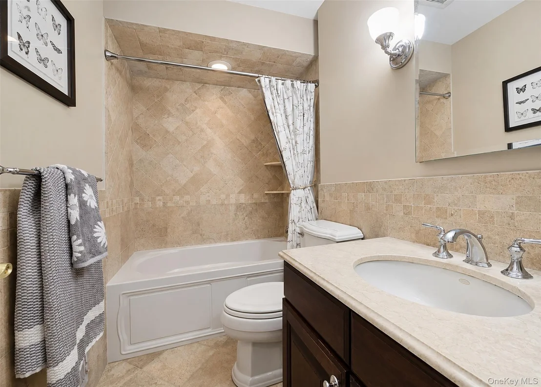 Photo of 8 Starlight Drive