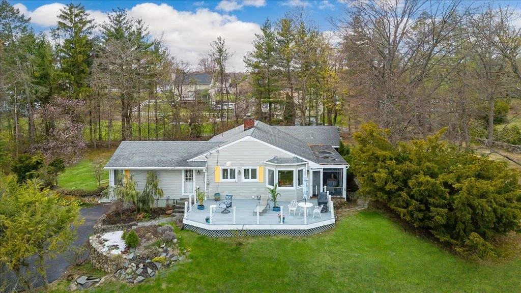 Photo of 37 Echo Lane