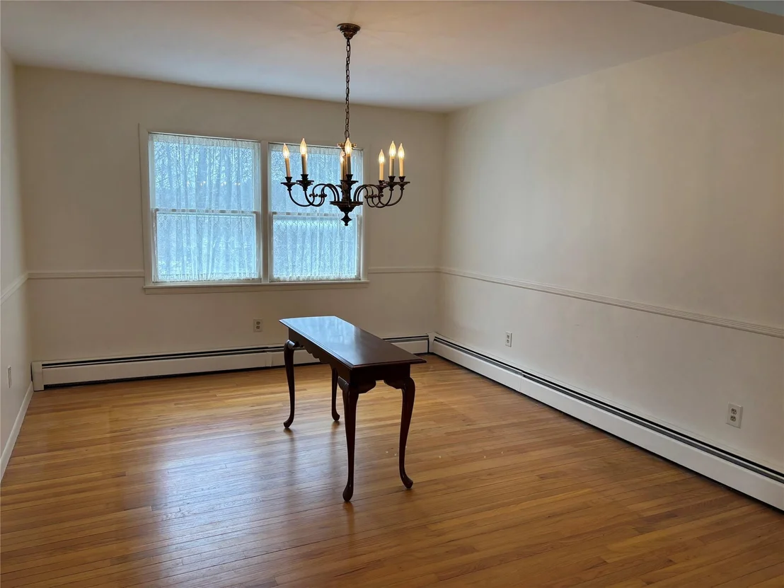 Photo of 14 Hillview Drive