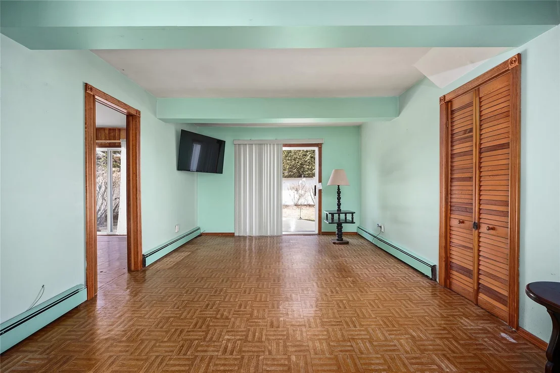 Photo of 2491 Malibu Road